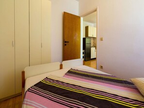 Apartment | 1 bedroom, individually furnished
