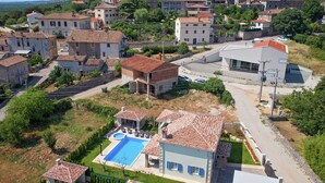 Exterior - Charming Villa With Swimming Pool in Višnjan (Visnjan)