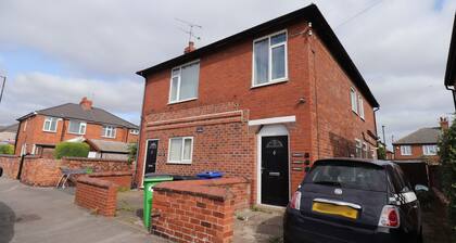 Rustic Apartment in Doncaster near Doncaster Racecourse