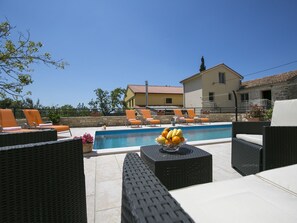 Exterior - Superb Comfortable With Private Swimming Pool and Several Terraces (Svetvincenat)
