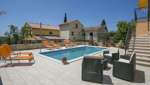 Outdoor pool - Superb Comfortable With Private Swimming Pool and Several Terraces (Svetvincenat)