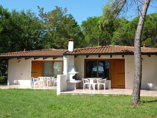 Semi-detached Bungalow With Terrace Near the Sea