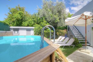 Villa | Exterior - Authentic 10 Person Villa Near the Sea (Rethymno)
