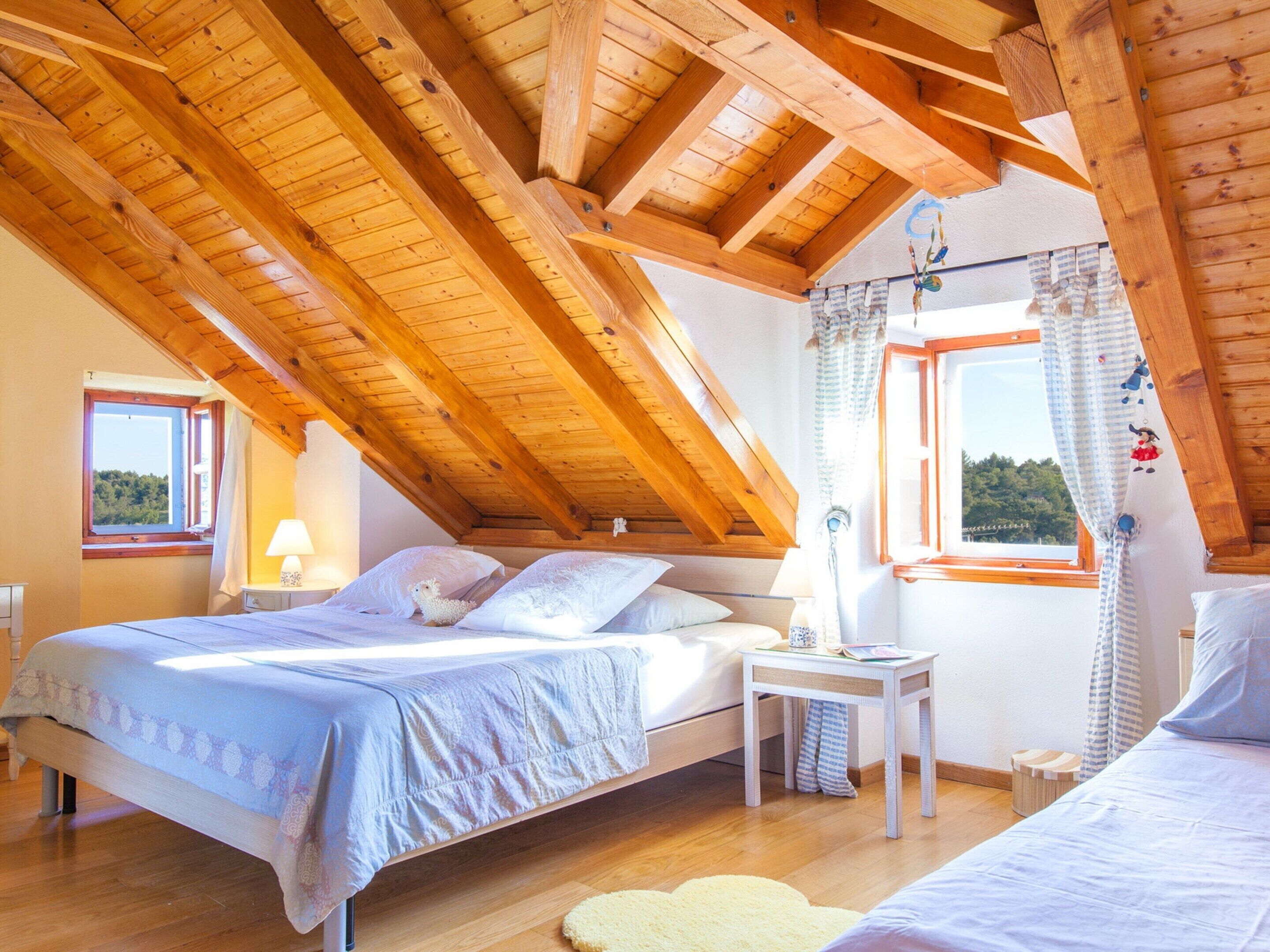 Villa | 3 bedrooms, individually furnished, iron/ironing board, bed sheets