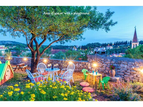 Heritage Villa near Milna with Private Swimming Pool