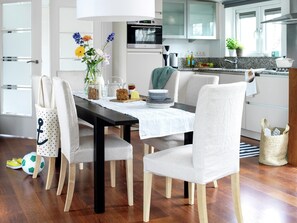 Dining - Stylish Stay on the Water (Loosdrecht)