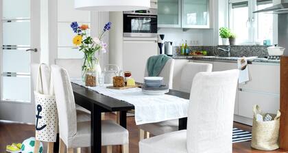 Stylish Stay on the Water