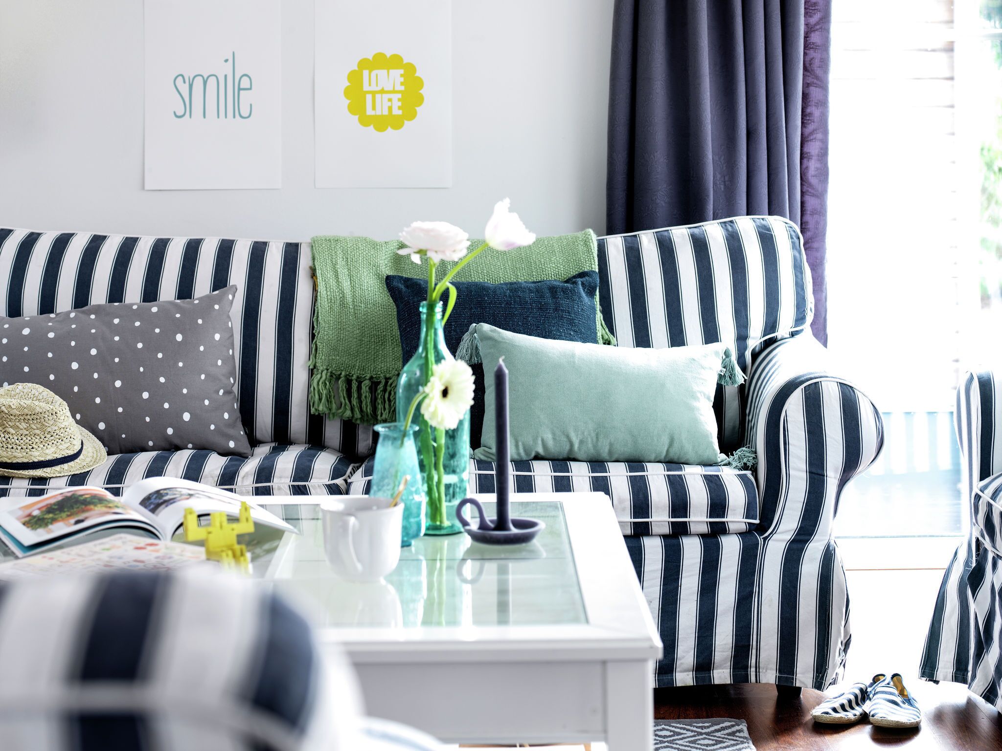 Mobile Home | Living room