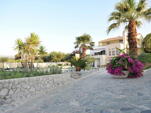 Villa | Exterior - Villa With Private Pool, BBQ Area (Rethymno)