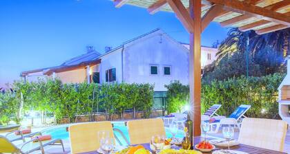 Beautiful Villa With Spacious Terrace and Private Swimming Pool, on the Croatian Island of Hvar
