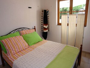 House | 3 bedrooms, individually furnished