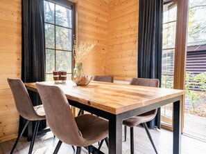 Chalet | Tempat makan