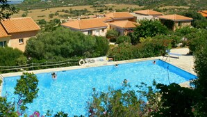 Unclassified image, 2 of 21, button - Detached Villa With two Bathrooms and Beautiful sea View (Loiri Porto San Paolo)