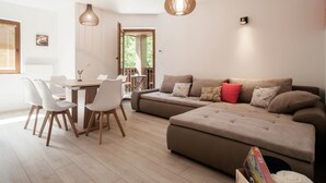 Living room - Beautiful, Renovated Apartment in the Heart of the Triglav National Park (Bohinj)