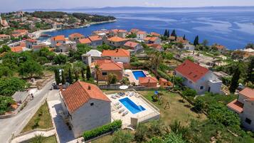 Villa | Pool | Indoor pool, outdoor pool