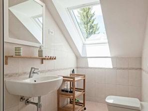 Shower, towels - Lovely Apartment In Goreljek near Lake Bohinj (Bohinj)