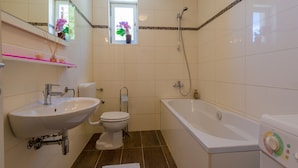 Unclassified image, 5 of 23, button - Adorable Holiday Home With Private Pool & Great Covered Terrace (Vinodol)