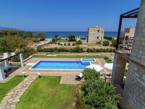Pool - Villa in Kamisiana With Private Pool & Beach (Platanias)