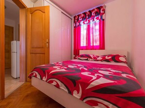 1 bedroom, individually furnished - Lavish Apartment in Crikvenica With Sea View (Crikvenica)