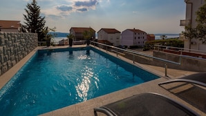 Pool - Modern Apartment in Crikvenica With Swimming Pool (Crikvenica)