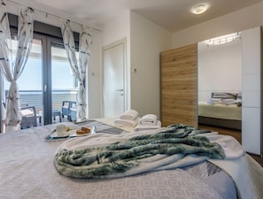 Villa | 4 bedrooms, individually furnished