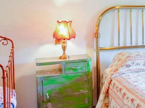 Ferienhaus | 1 Schlafzimmer, individuell eingerichtet, Bettwäsche