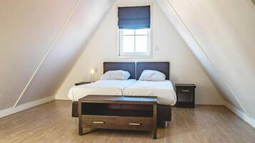 3 bedrooms, individually furnished, bed sheets