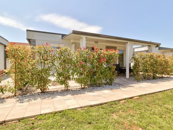 Mobile Home | Exterior