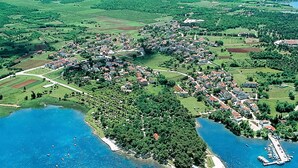 Unclassified image, 3 of 21, button - Cosy Apartment Near the Beach With a Sea View (Funtana)