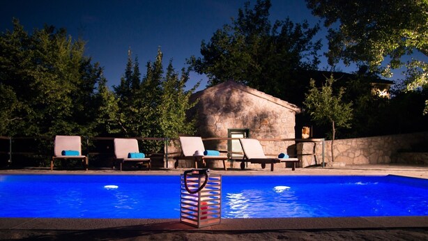 Exterior - Traditional Stone Villa With a Private Pool and Complete Privacy (Zmijavci)