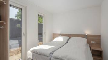 Chalet | 2 bedrooms, individually furnished, bed sheets