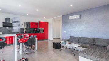 House | Private kitchen