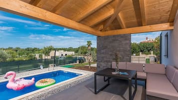 House | Pool | Indoor pool, outdoor pool