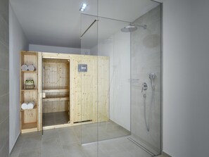 Villa | Bathroom