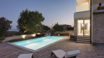 Villa | Pool | Innenpool, Außenpool