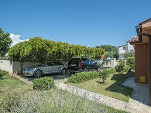 Villa | Exterior