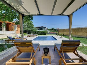 Villa | Pool - Villa in Peroj With Private Pool & Near Beach (Vodnjan)