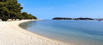 Villa in Rovinj With Private Pool and Sea Nearby