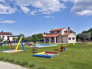 Property amenity - Modern Holiday Home With Pool in Marcana (Marcana)