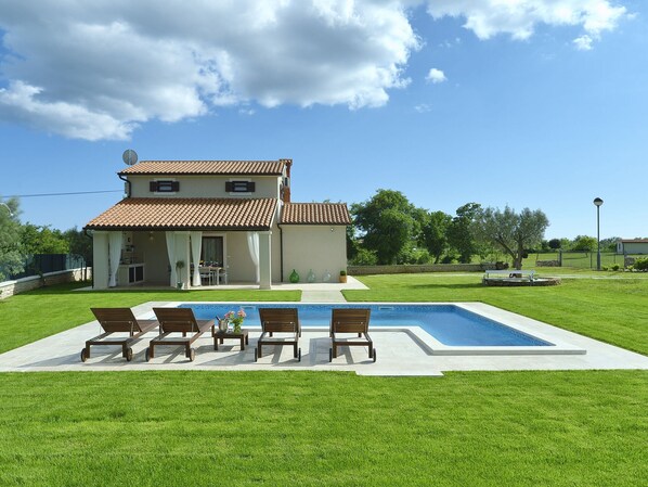 House | Exterior