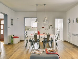 House | Private kitchen