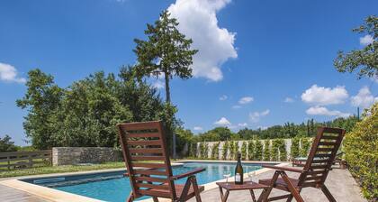 Spacious Holiday Home in Svetvincenat With Pool