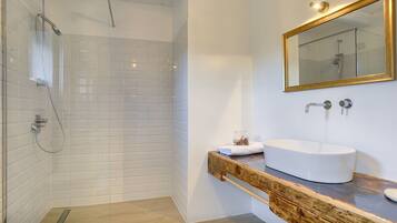 House | Bathroom | Shower