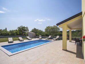 Villa | Pool - Villa in Marcana With Pool and Adriatic Views (Marcana)