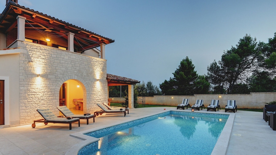 Detached Villa With Swimming Pool in the South of Istria Near the Sea