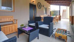 Unclassified image, 2 of 15, button - Modern Holiday Home in Pula With Terrace (Pula)