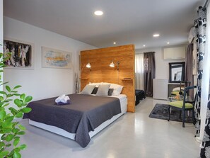 House | 2 bedrooms, individually furnished, bed sheets - House in Liznjan With Private Pool (Liznjan)