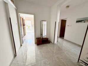 Apartment | Reception