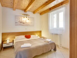 獨棟房屋 | 2 間臥室、布置獨特、床單