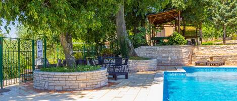 Apartment | Pool | Outdoor pool